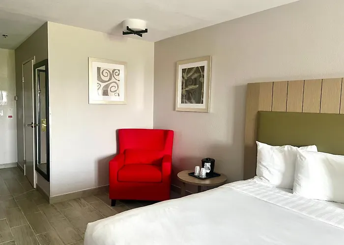 Hotel Country & By Radisson, Worth, Tx