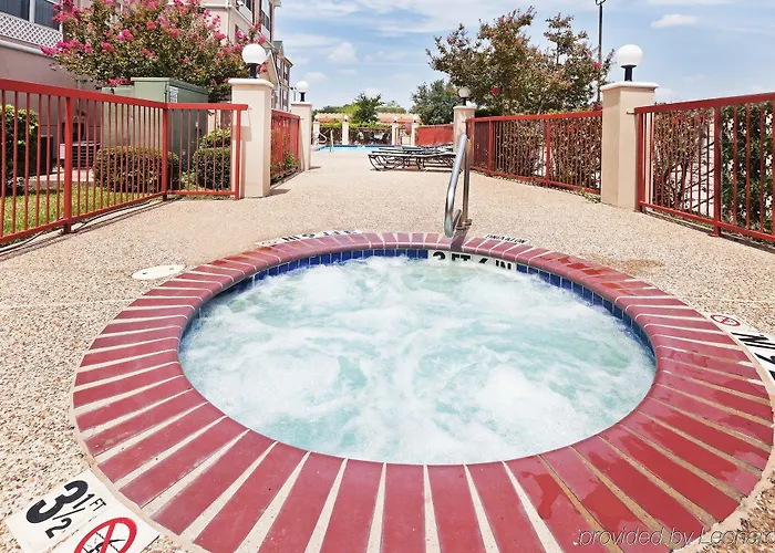 Country & By Radisson, Worth, Tx Hotel Fort Worth